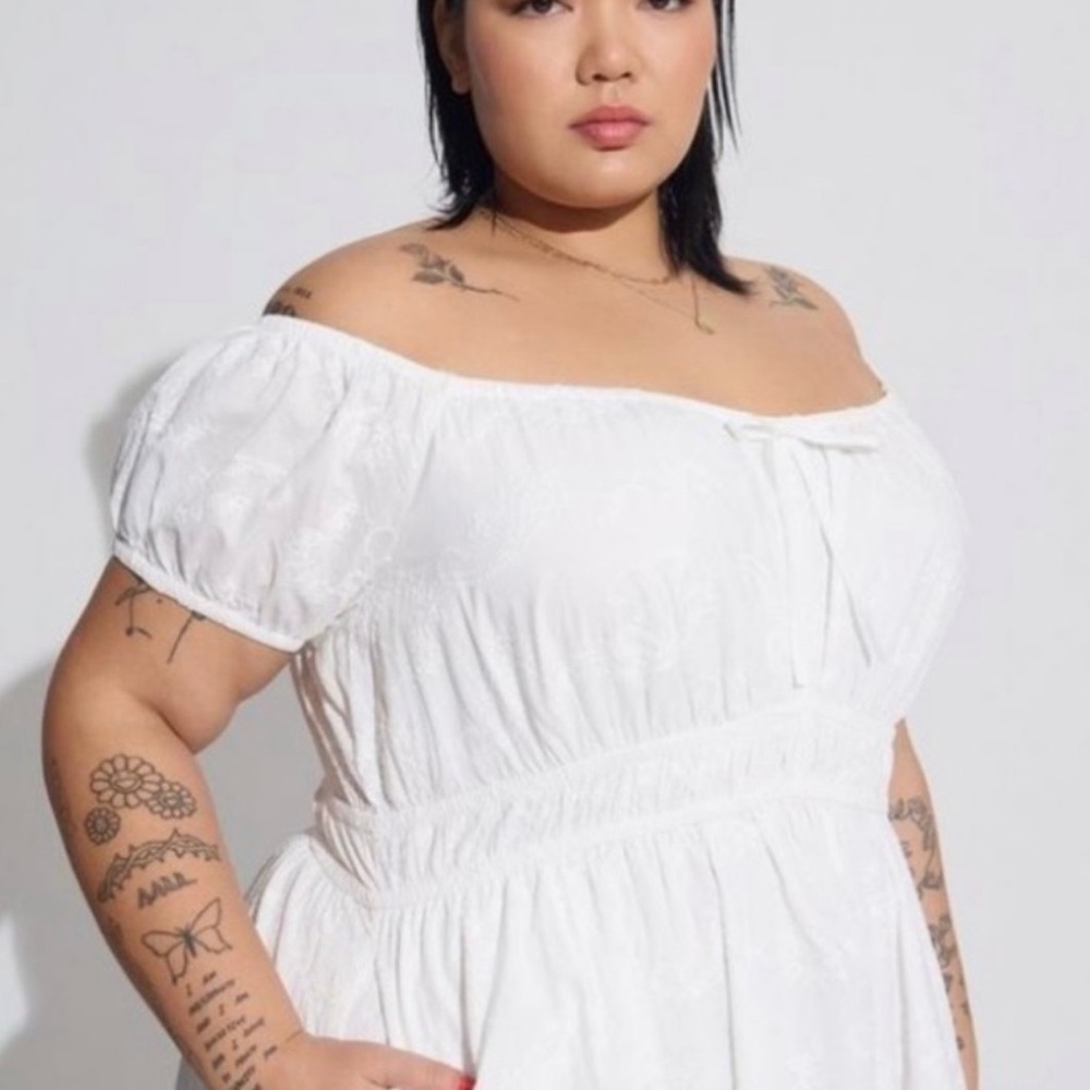Elegant White Off-Shoulder Dress